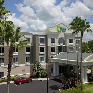 Holiday Inn Express And Suites Tampa I-75 At Bruce B. Downs By Ihg