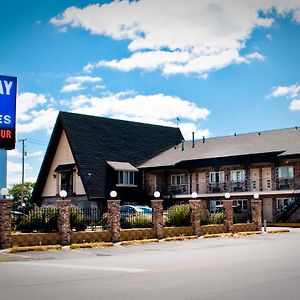 Midway Inn & Suites